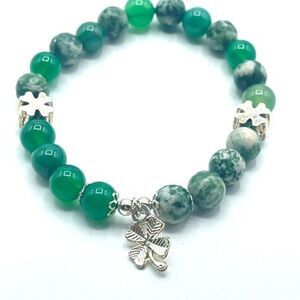 Lucky charm green aventurine tree agate beaded stretch bracelet ONE NEW Irish fo